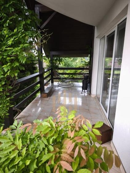 Casă cu piscină și teren de p&acirc;nă la 25 ari - &icirc;n Baia Mare, aproape de to - 12