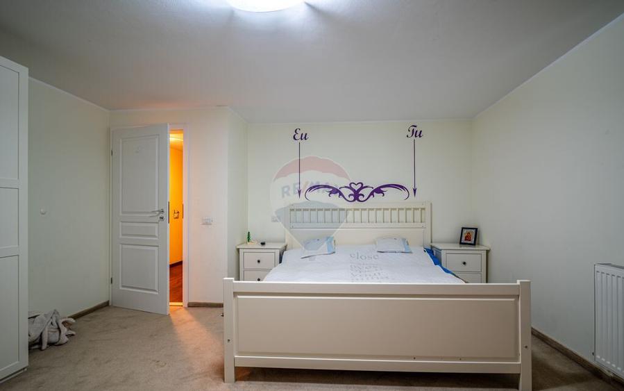 Casa P+M cu 6 camere in Bu?teni - Zona Zamora - 1