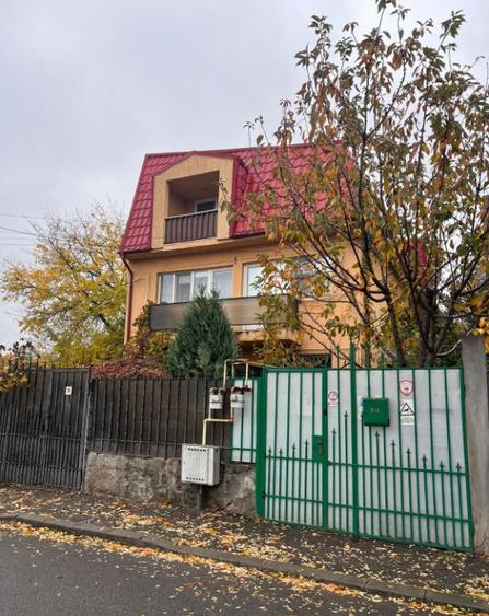 Proprietar, vila P+1+M, curte proprie, metrou Aparatorii Patriei - 7