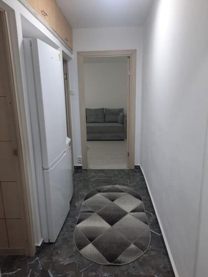Inchiriez Apartament 2 Camere - 3