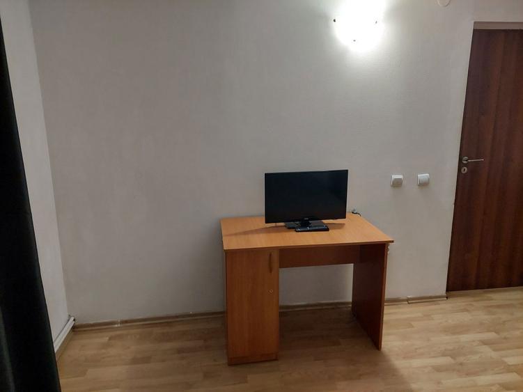 Garsoniera decomandata, centrala, AC, ultracentral , Muzeul Olteniei - 7