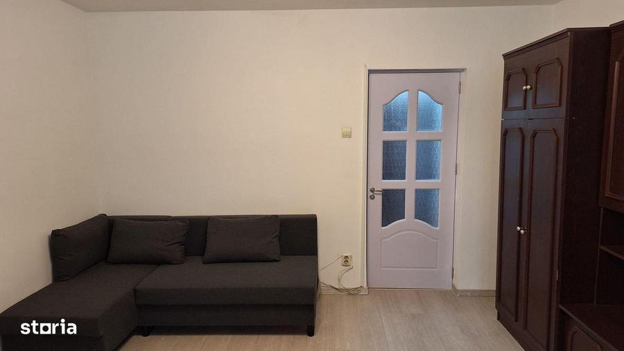 Garsoniera la 2 statii de metrou - 8