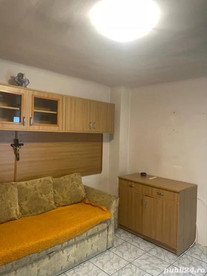 Vand casa caramida , zona linistita , str. Rodnei - 3