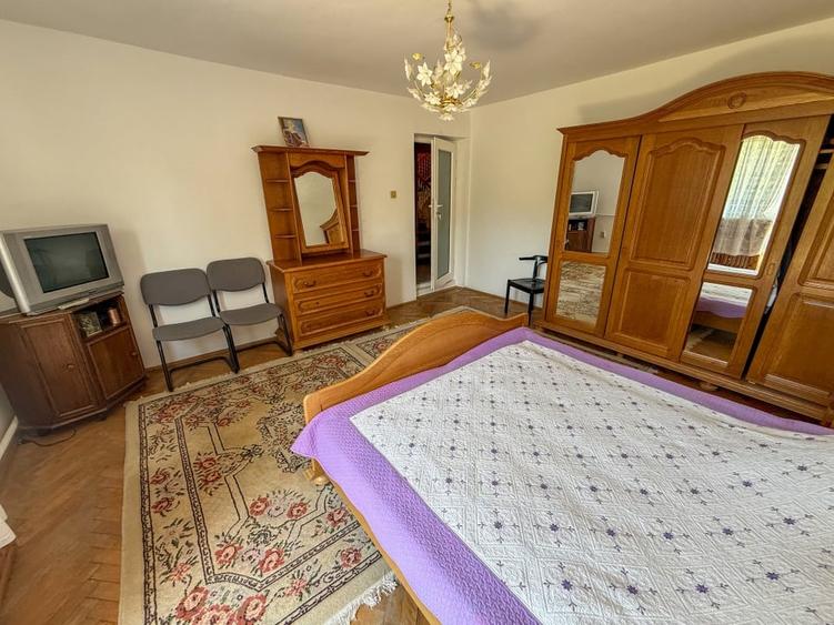 Vila cu 6 dormitoare in Breaza, lot teren 1289 mp - 10