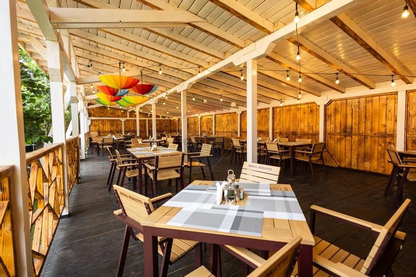 Casa spatioasa de vanzare - 50