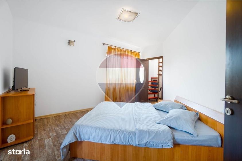 Casă cu 4 camere în Vulcan