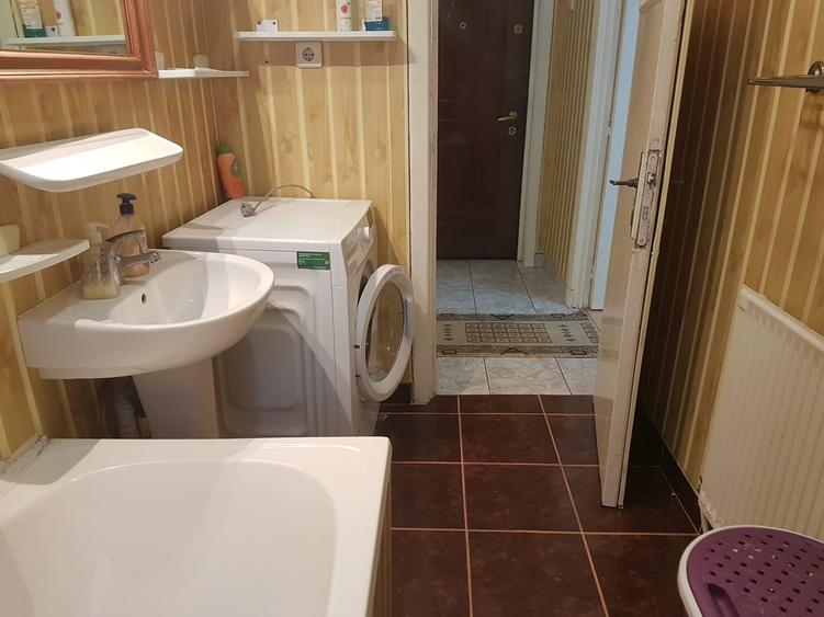 Apartament doua camere, etaj 3, mobilat si utilat, CT, langa biserica Precista - 12