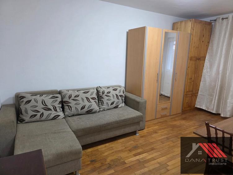 Olimpia-Stadion. Garsoniera - Recent renovata - 200 eur - 3