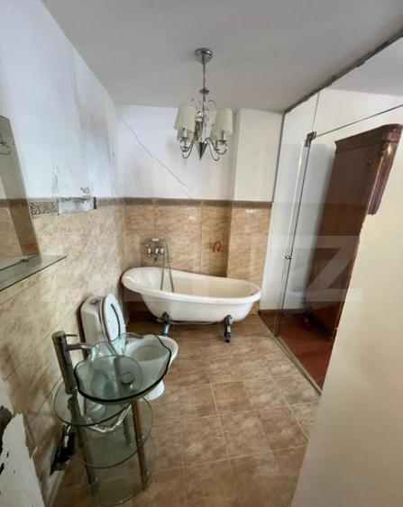 Apartament cu 2 camere, 130 mp, zona Centru Istoric - 1