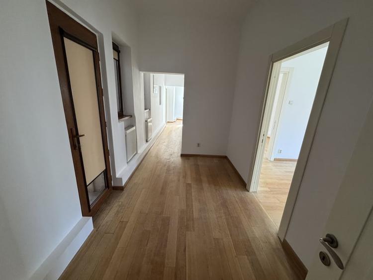 Calea Victoriei | 5 Camere | 130 mp | Pretabil Birouri | Centrala | - 9
