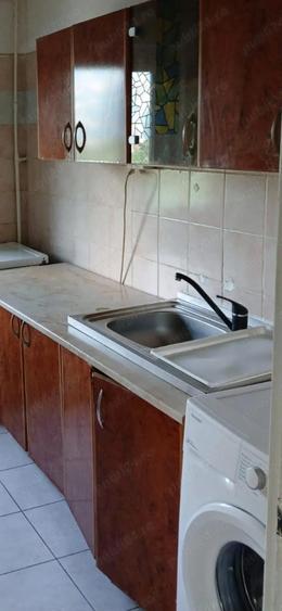 Vanzare apartament 2 camere, decomandate, Sector 4 - 2