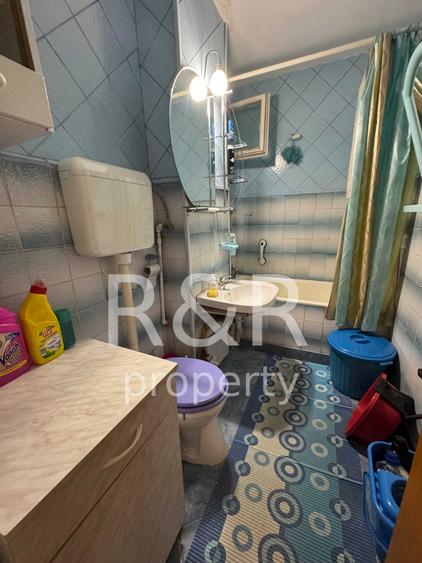 Apartament cu 3 camere semidecomandat în Drumul Taberei