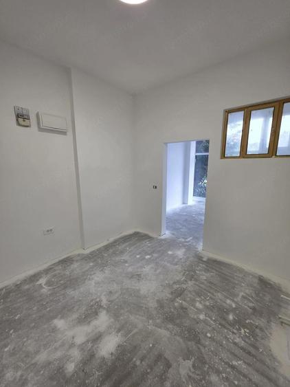 Inchiriez spatiu comercial renovat - 5