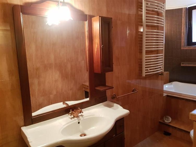 Inchiriere vila office - 9