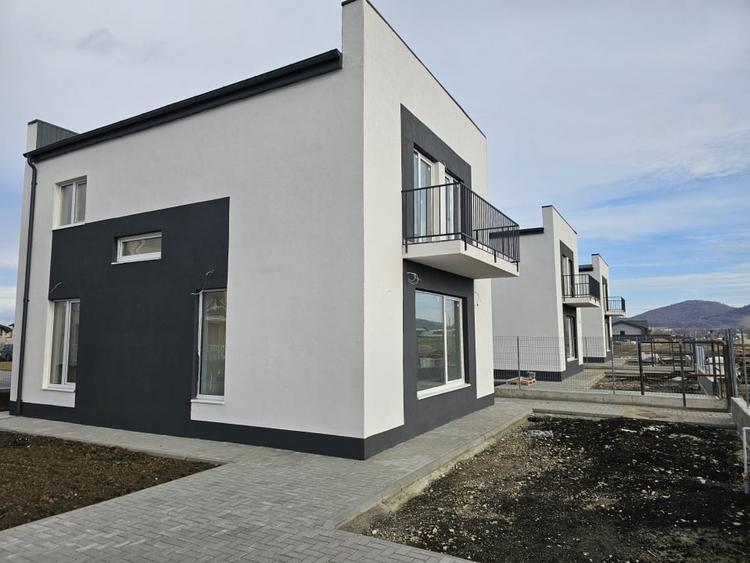 Casa individuala cu patru camere, Primaverii, Sanpetru - 18