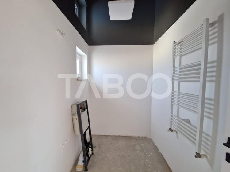 Duplex 101mpu pe 2 niveluri si apartament cu intrare separata Selimbar - 13