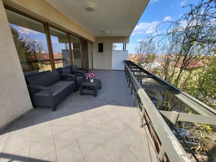 Apartament deosebit. Terasa 35 mp. Zona linistita In Plin Oras - 9