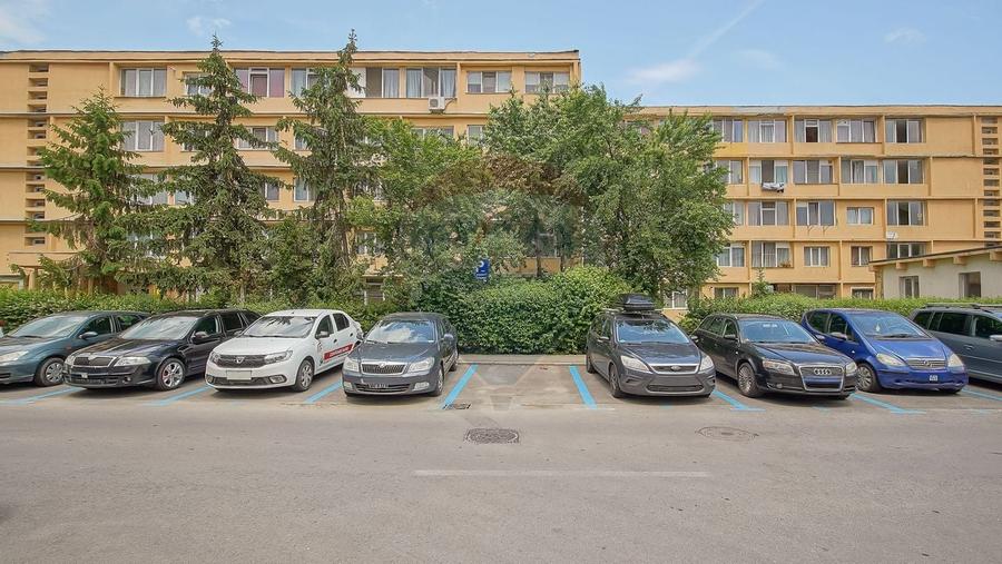 Garsoniera, zona linistita, Astra! - 13
