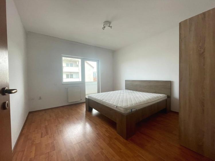 Apartament 3 camere, c-tie noua, Zorilor, 80 mp, decomandat, garaj - 1