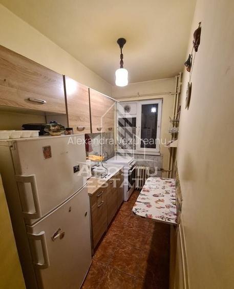 Apartament cu 3 camere semidecomandat, mobilat în Șagului Apartament cu 3 camere semidecomandat, mobilat în Șagului