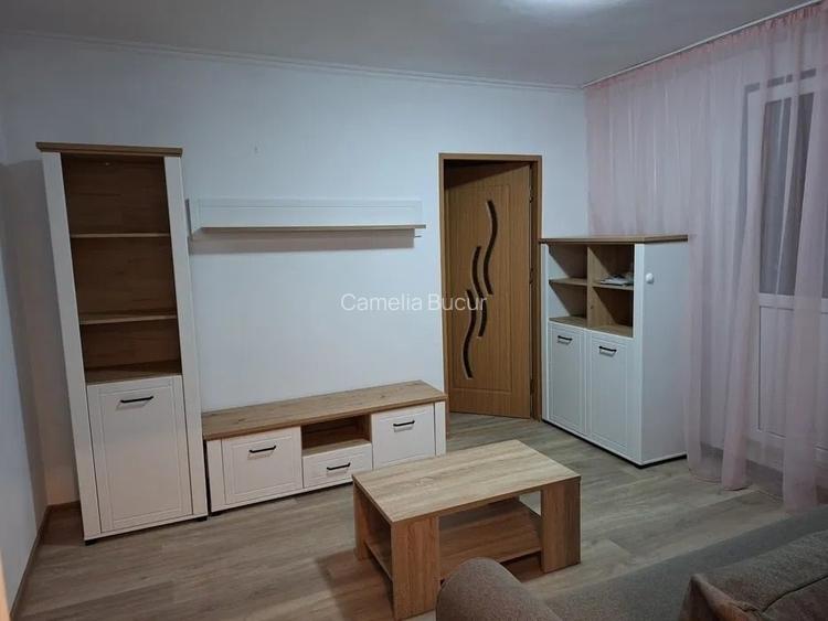 Apartament cu 2 camere - zona Podu Ros - Liceul Emil Racovita Apartament cu 2 camere - zona Podu Ros - Liceul Emil Racovita