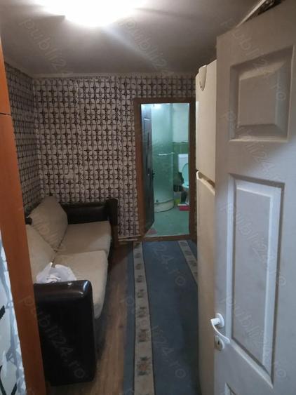 Proprietar ,inchiriez apartament 2 camere, la curte ,Lizeanu -Obor, gaze ,centrala proprie - 4