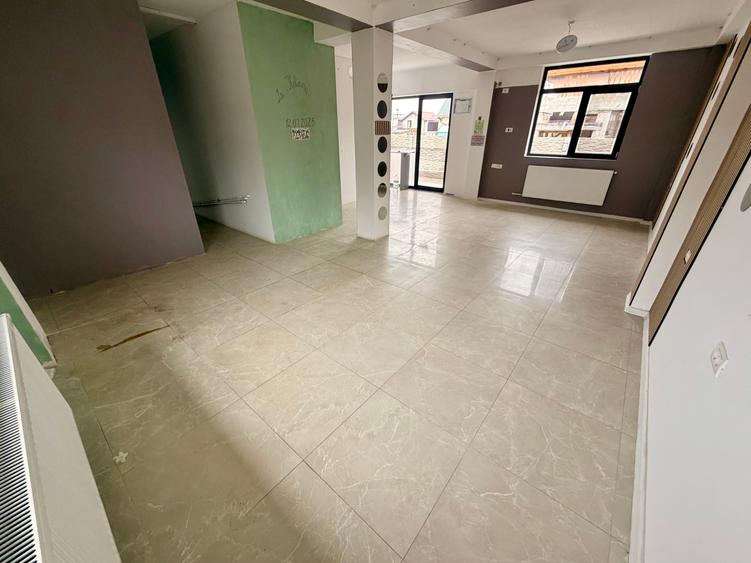 Imobil pretabil magazin sau restaurant cu terasa - 15