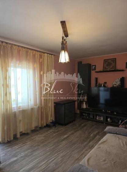 Apartament 4 camere situat in Zona Inel I - 2