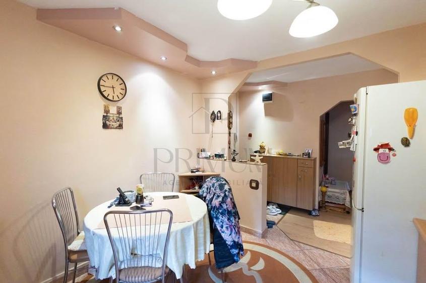 BUCOVINA - 3 CAM - DECOMANDAT - ETJ.2 - 2 BAI - 2 BALCOANE - CENTRALA - ZONA EXC - 4