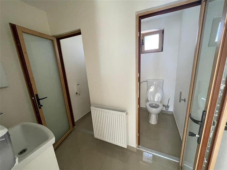 De vanzare spatiu comercial - 10