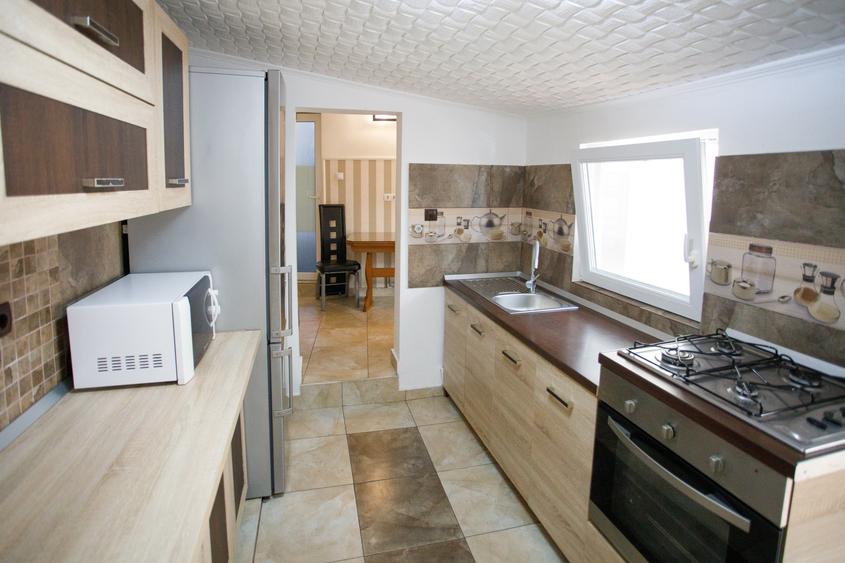 Casa in Oradea - singur in curte pe str.Mestesugarilor - 8