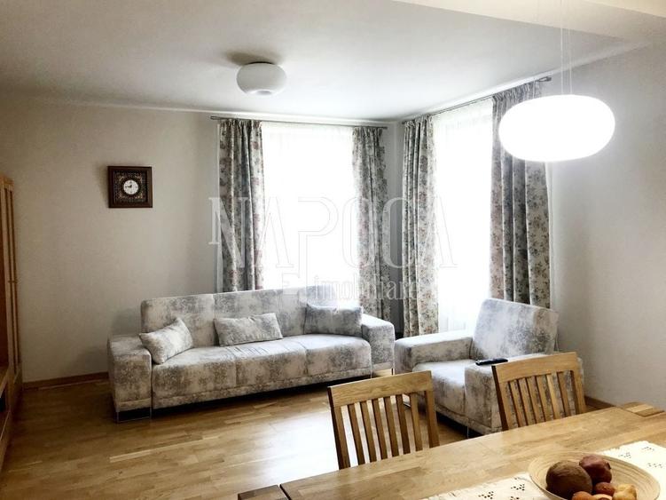 Apartament cu 2 camere semidecomandat, mobilat în Borhanci