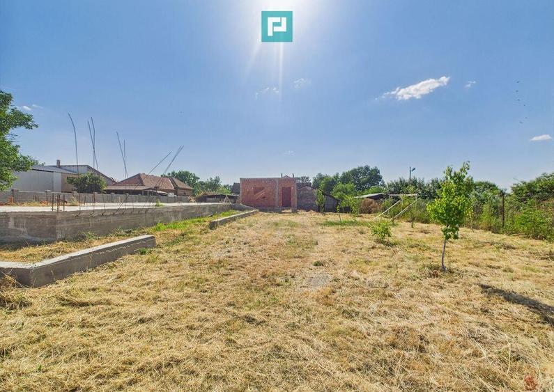 Teren 1000 mp Uliuc, cu funda?ie ?i proiect casa - 1