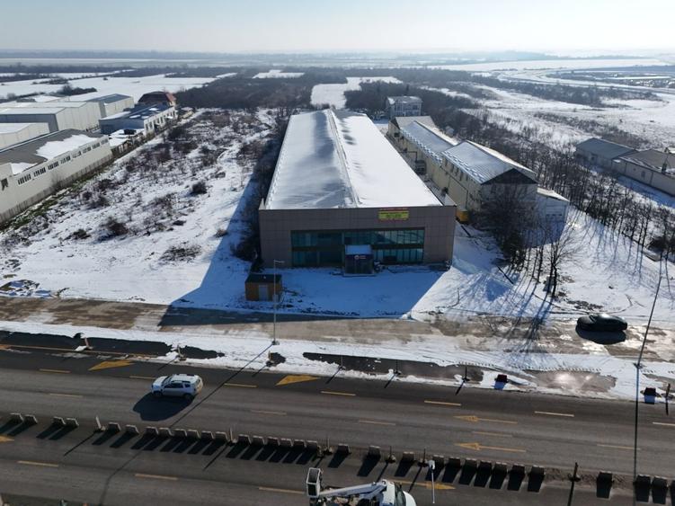 Spațiu industrial frigorific închiriat în Afumați, cu vizibilitate din DN2 - 4