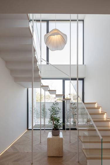 VILA 6 CAMERE - PIPERA + PISCINA - COMISION 0% - 5