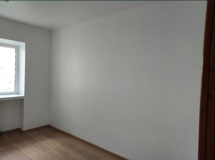 Apartament cu 3 camere decomandat în Păcurari