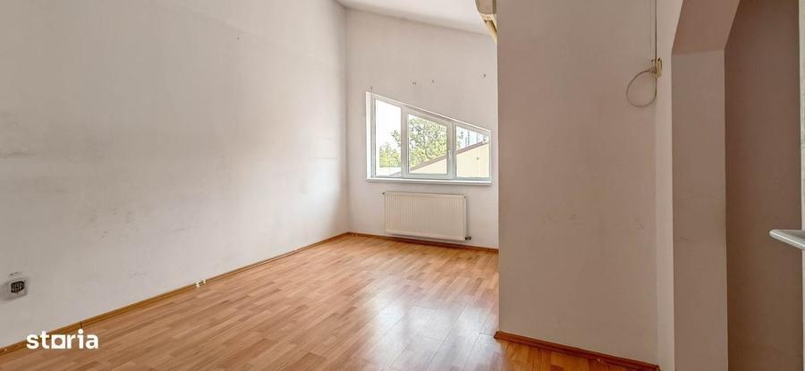 Casă cu 4 camere în Floreasca