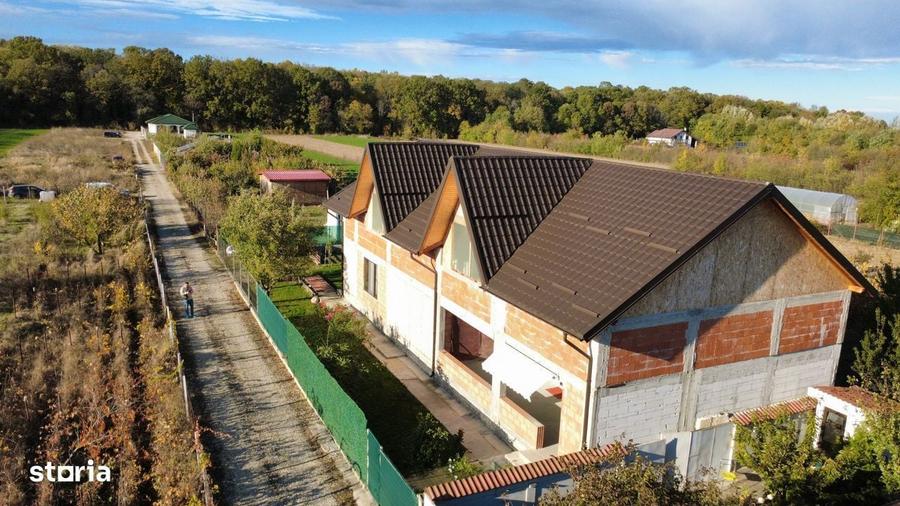 Ocazie! Vila 375 m.p. la rosu, langa padurea Odoreanu - doar 175.000E - 14