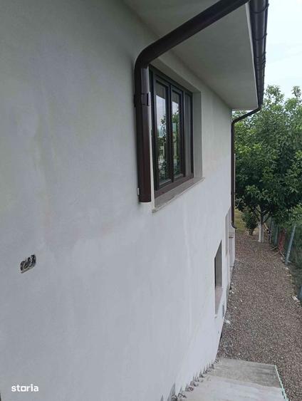 Casa bifamiliala (2 intrari individuale) 258mp la 3 minute de Focsani. - 8