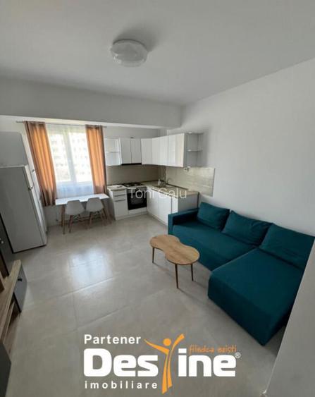 Chirie - Apartament cu 2 camere mobilat utilat modern Palas Chirie - Apartament cu 2 camere mobilat utilat modern Palas