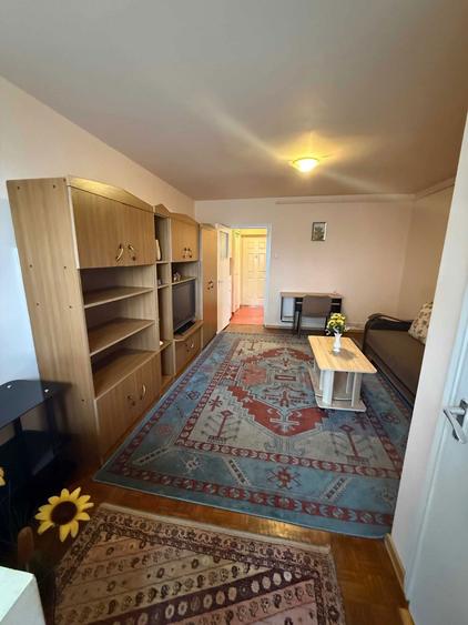 De Inchiriat garsoniera Zona UMF 280 - 3