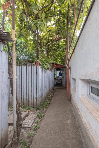 Casă individuală cu 2 camere cu Canalizare în Casa de Cultură