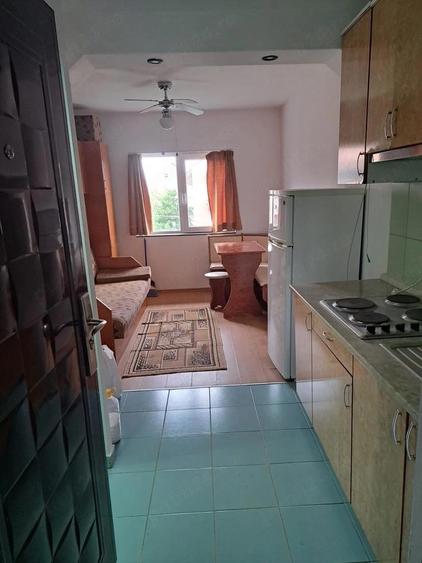 Garsoniera de vanzare , Carpati 2 , Strada Dorna , et. 4 , 21.900 euro neg. - 1