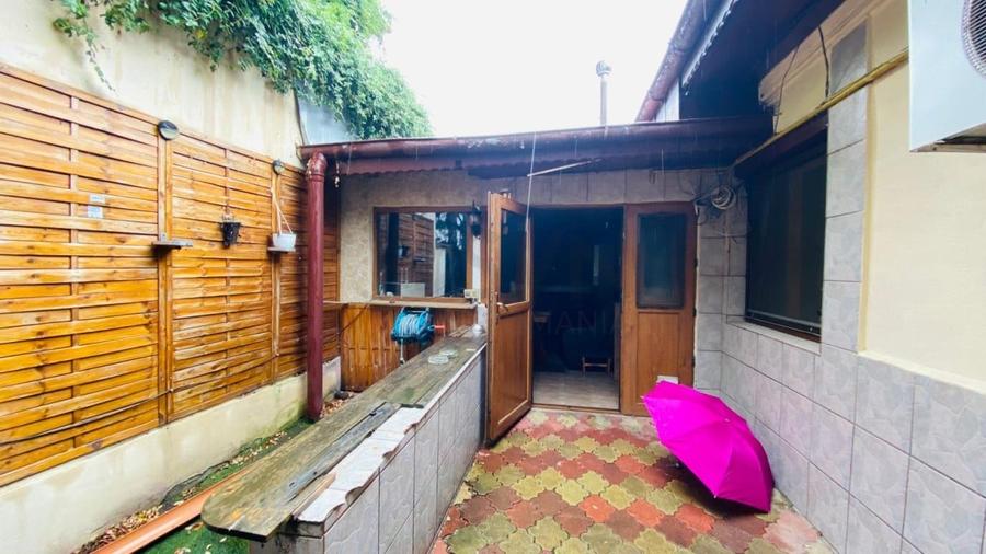 REV2004244 Casa de vanzare Baneasa - 1