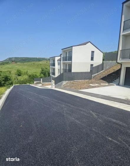 Casă cu 4 camere cu Teren 355 Mp în Chinteni