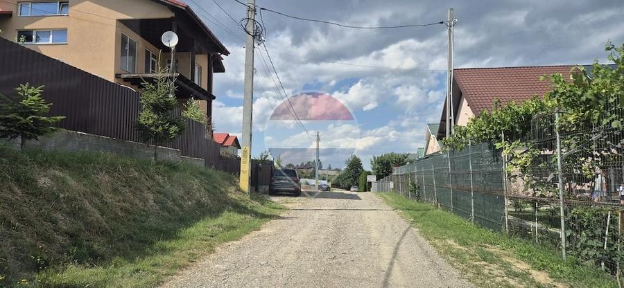 Teren de 430 mp, în Calea Romanului
