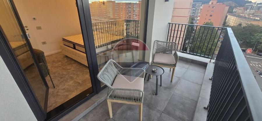 Apartament cu 2 camere decomandat, mobilat în Răcădău