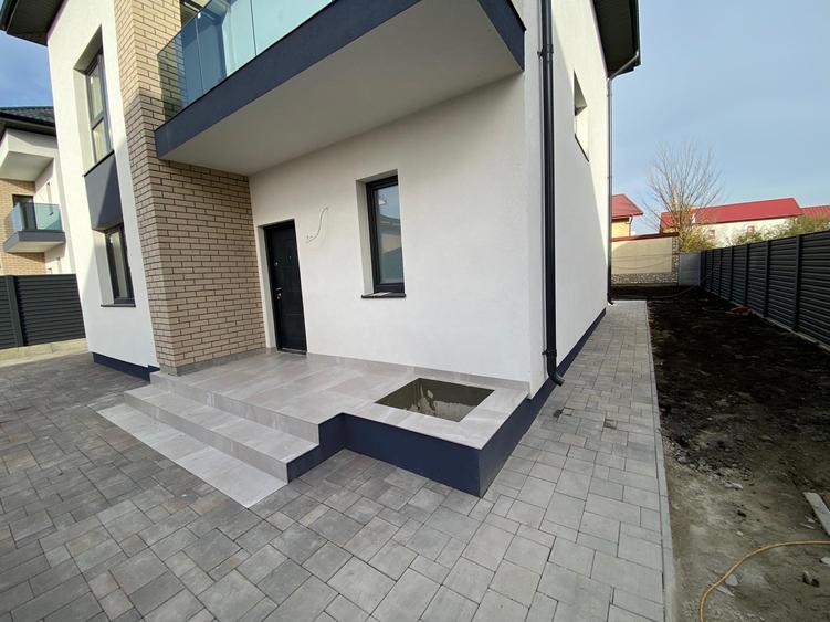 Casă individuală cu 4 camere cu Teren 400 Mp în Prelungirea Ghencea