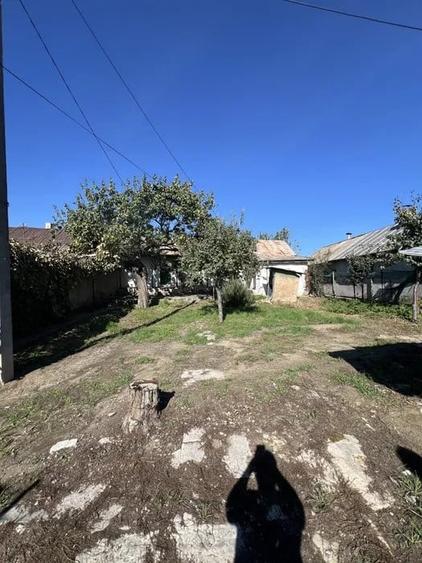 Casă individuală cu 4 camere cu Teren 366 Mp în Central