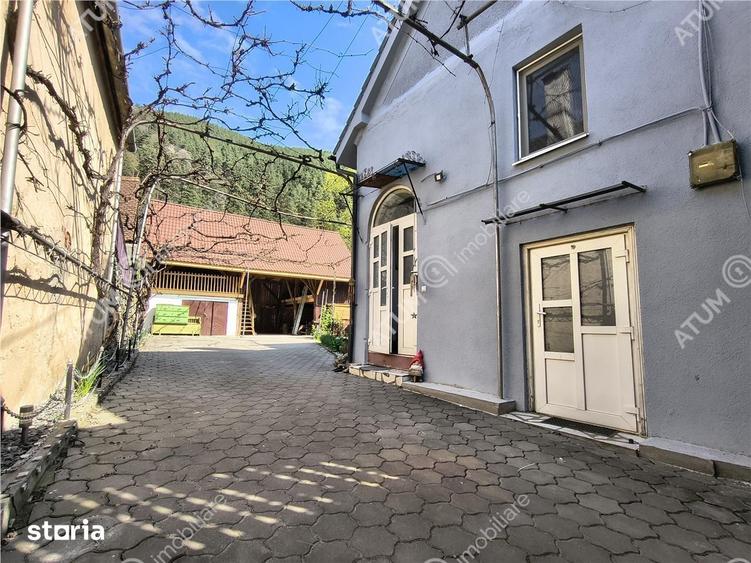Casa renovata cu 4 camere si 2 bai in Gura Raului judet Sibiu - 4